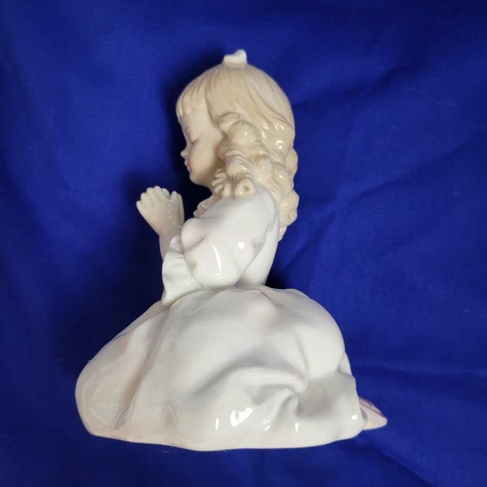 Figurine Night Light Praying Blonde Girl Porcelain Religious Rosary no cord Vtg - Picture 4 of 8